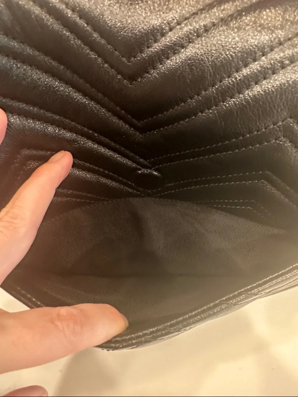 GG Marmont medium shoulder bag Fall 2025 NEW - Picture 13 of 16